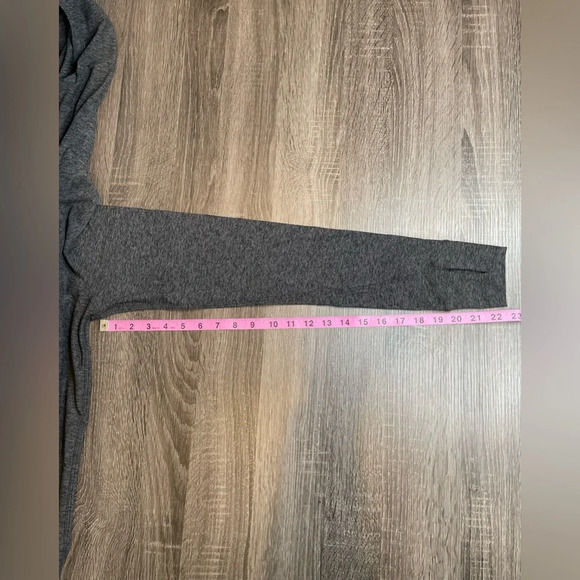 Outdoor Voices Women's Cloudknit Hoodie Size Small In Charcoal Gray - Picture 9 of 9